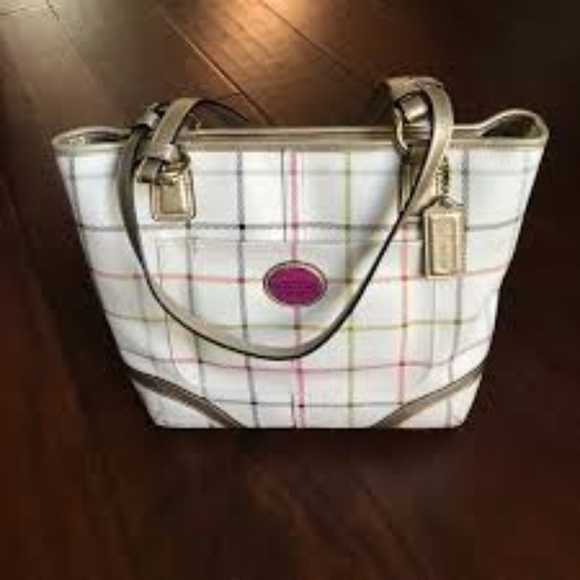 Coach Handbags - AUTHENTIC COACH PURSE W/CARE CARD